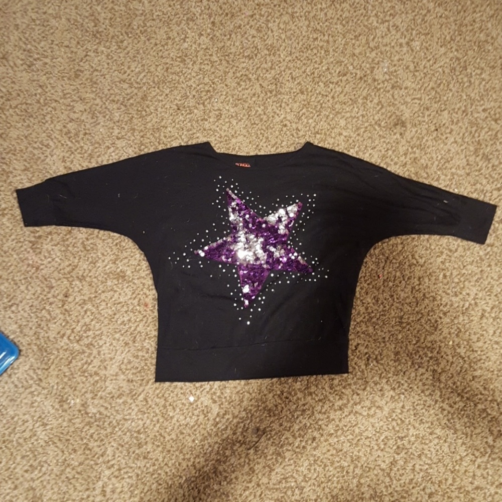 Black Mid arm shirt with switchable sequens